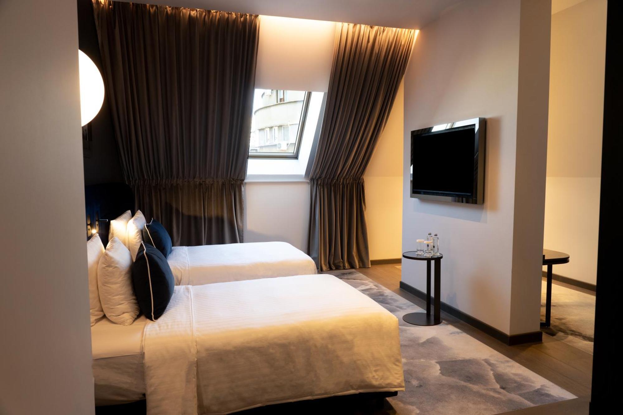 The Marmorosch Bucharest, Autograph Collection Hotel Exterior photo Deluxe Room
