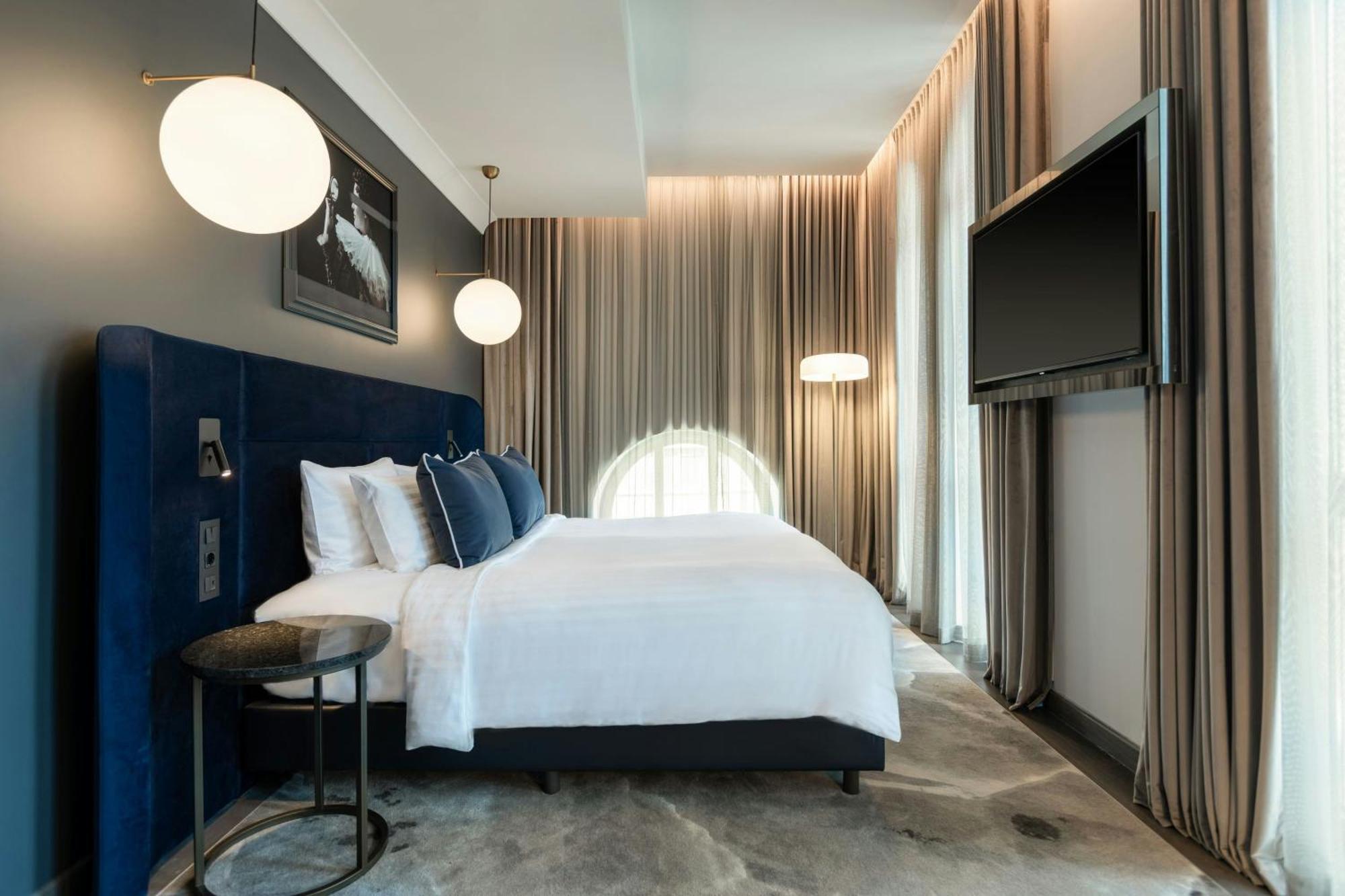 The Marmorosch Bucharest, Autograph Collection Hotel Exterior photo Deluxe room