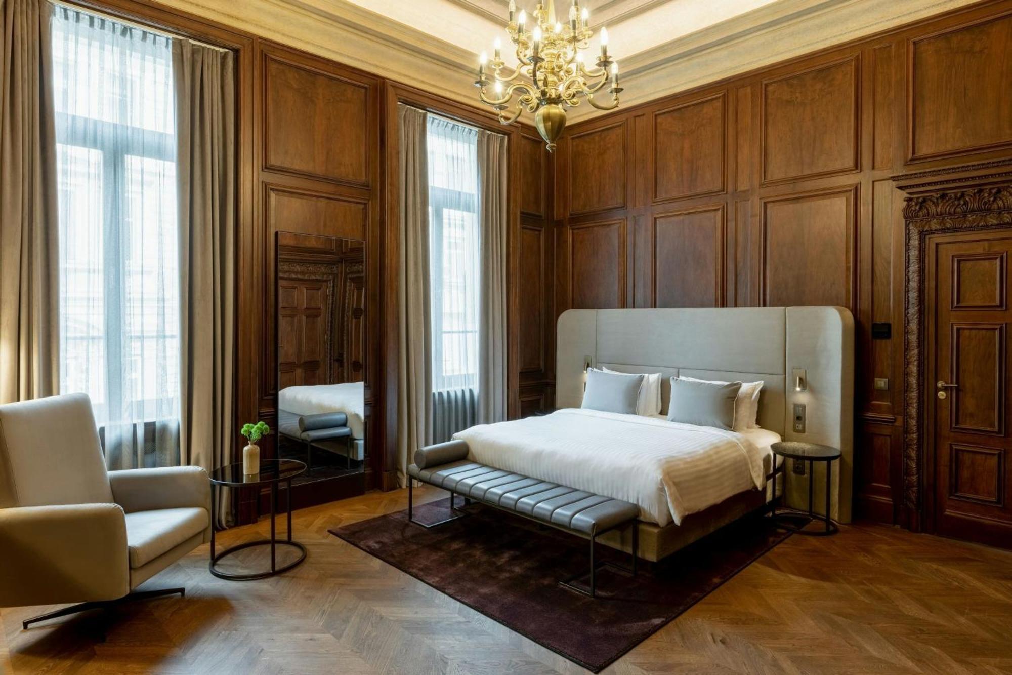 The Marmorosch Bucharest, Autograph Collection Hotel Exterior photo A bedroom at the hotel